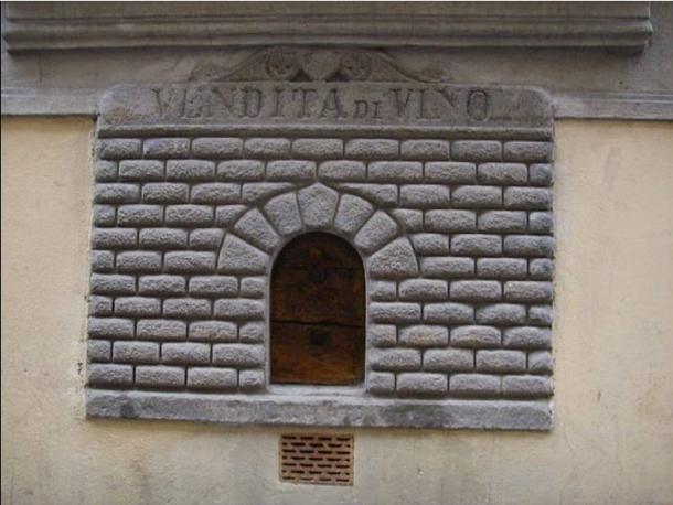 Tiny wine-serving windows in Florence? Count me in! (Video)