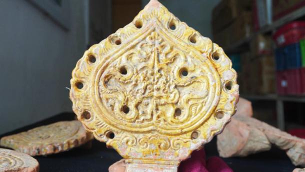 Gold-Glazed Finds Reveal Ho Dynasty Citadel’s Lost Palace