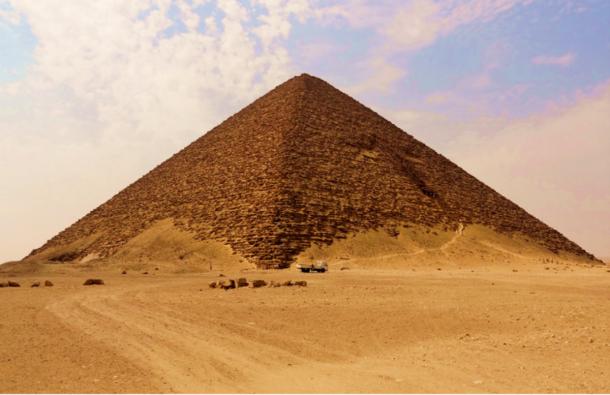 Red Pyramid of Sneferu at Dahshur.