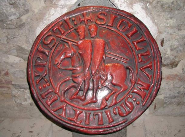 Two Knights On One Horse: What is the Meaning of the Knights Templar Symbol?