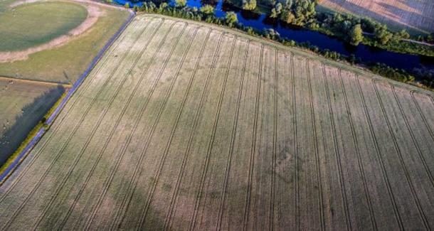 The record dry spell has been credited with the discovery of a previously unknown monument beside Newgrange, Co Meath