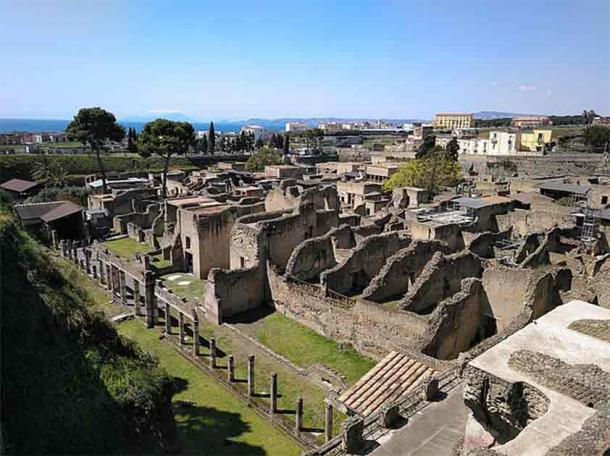 The excavation site of Herculaneum. Source: Jerónimo Roure Pérez/CC BY-SA 4.0