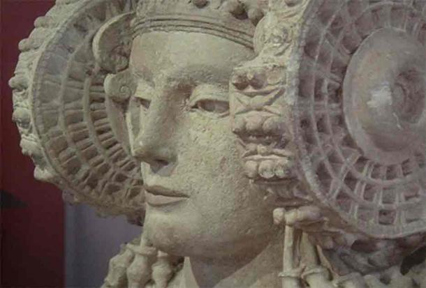 Detail, the face of the Lady of Elche. Source: Public Domain