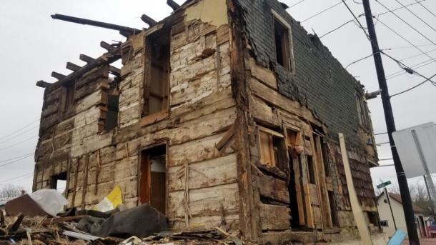 Revolutionary era log house revealed by demolishers. Source: Valley Girl Views