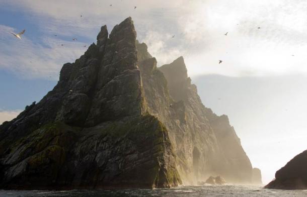 Could the Scottish archipelago of St. Kilda, in the image, really have been inhabited 2,000 years ago? Pottery discovered on Hirta proves it was.