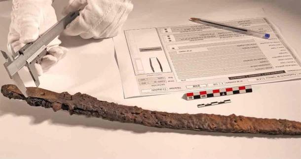 The unique sword found in Valencia in 1994 dates back 1,000 years. Source: SERVICI D’ARQUEOLOGIA DE L’AJUNTAMENT DE VALÈNCIA SIAM