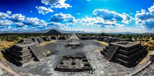 Avenue of the dead, Teotihuacan, now thought t have declined due to earthquakes. Source: rafalkubiak/Adobe Stock