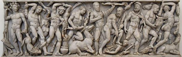 Front panel frieze from a sarcophagus with the Labors of Hercules. (Museo nazionale romano di palazzo Altemps / Public domain)
