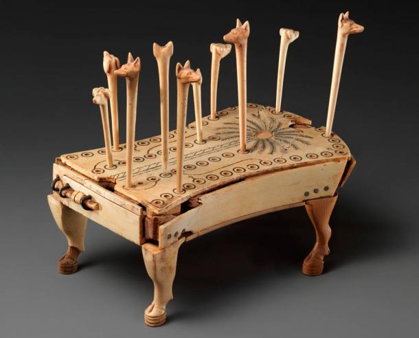 The game of Hounds and Jackals