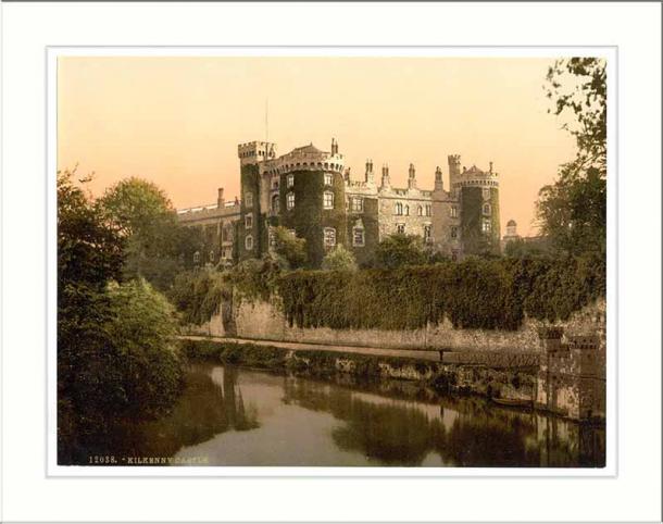 The splendid gardens at Kilkenny Castle, ensured its inclusion in our list of the best castles in Ireland. (Snapshots Of  The Past / CC BY-SA 2.0)