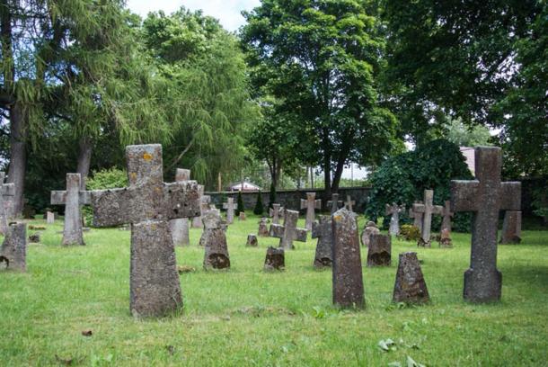 Graves at old cemetery of St. Brigitta convent, Tallinn, Estonia. (Victoria/Adobe Stock)