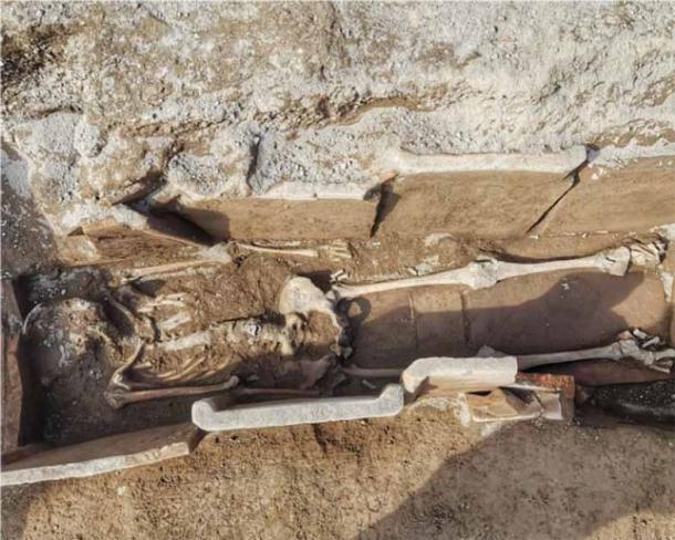 One of several 6 and 7th century graves found at the site. (Soprintendenza Napoli)