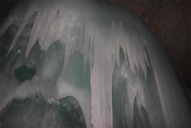 Spectacular ice formation within Eisriesenwelt Cave (MG007/ CC BY-NC-ND 2.0)