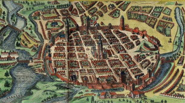 Polish fortress walls can be seen in this 1617 illustration of Poznań. (Public Domain)