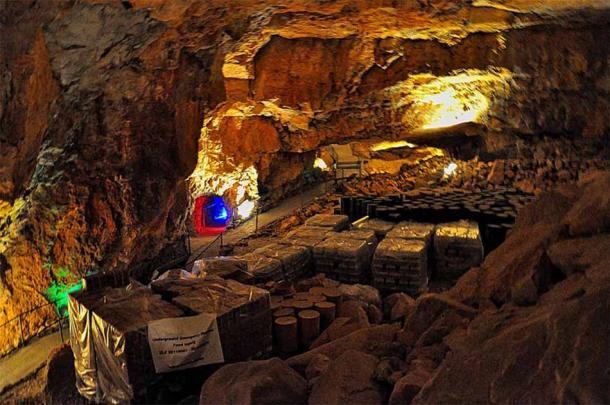 During the 1962 Cuban Missile Crisis, the US. Government designated the Grand Canyon caverns as a fallout shelter, with supplies for 2,000 people. These supplies remain in the caverns. (CC BY-SA 4.0)