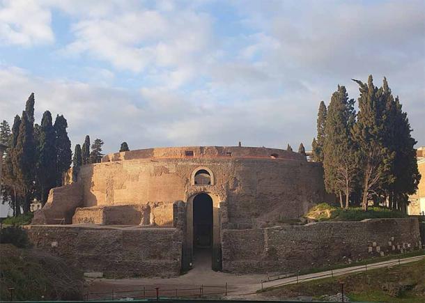 Mausoleum of Augustus in Rome (CC BY-SA 2.0)