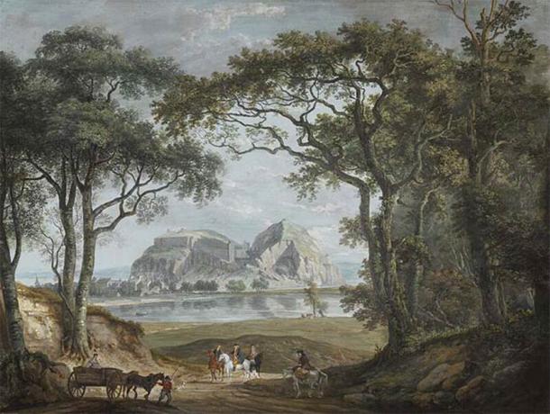 The castle is perched at the base of an imposing plug of volcanic basalt which commands impressive views over the surrounding area. (Public domain)