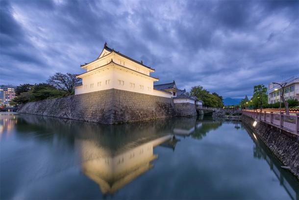 Edo Japan Sunpu Castle as it looks today after extensive reconstruction and expansion in the early Edo period. (Pixel_PEEP / Adobe Stock)