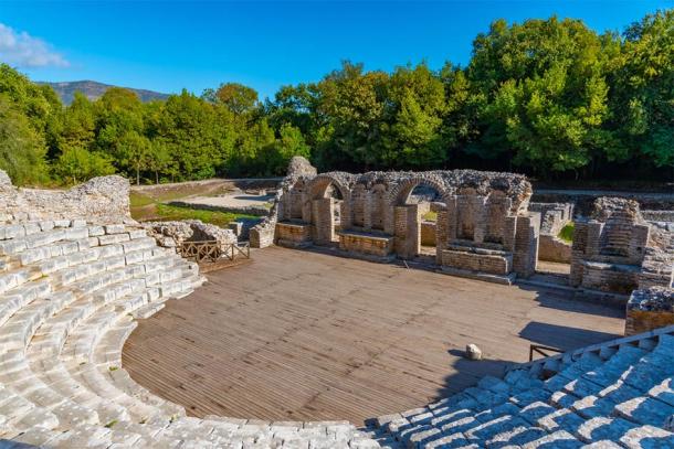 Roman theatre in Butrint, Albania (dudlajzov / Adobe Stock)