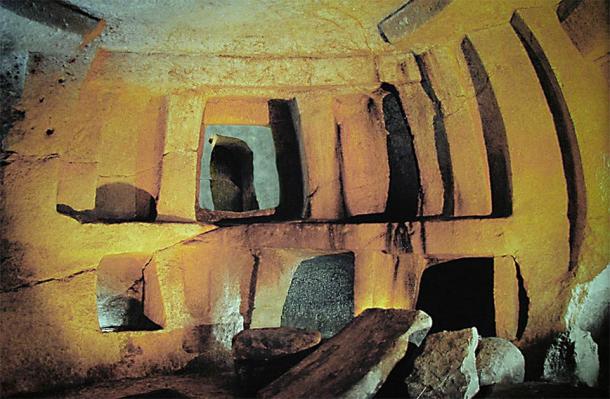 The Hal Saflieni Hypogeum has become a hotbed of speculation, myth, and scientific misconduct since it was discovered in 1902. (Hamelin de Guettelet / CC BY-SA 3.0)