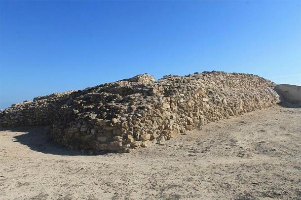 Parte de la muralla defensiva de la colonia fenicia. (Ripoll531/CC BY SA 4.0)