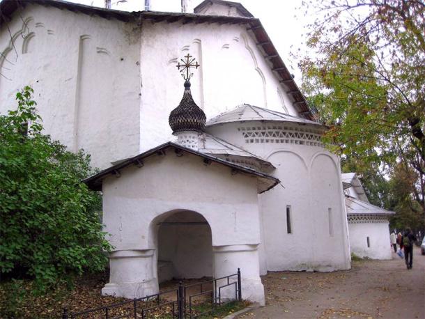 The monastery’s Church of Saint Nicholas was commissioned during the time Saint Cornelius was head of the monastery. (GAlexandrova / CC BY-SA 4.0)