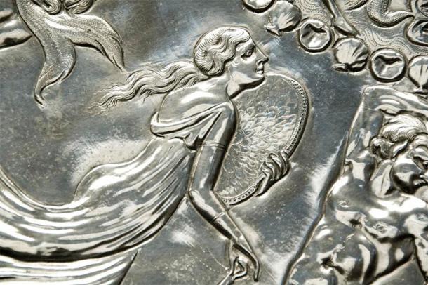 Detail of imagery on the great Mildenhall dish. (Jon Himoff / CC BY-NC-SA 2.0)