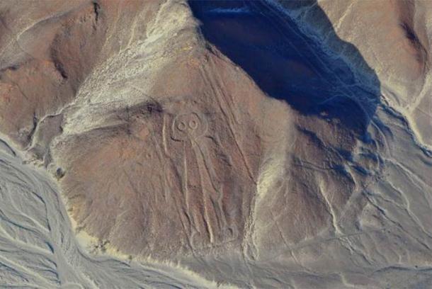 Aerial view of the Nazca Lines Owlman (astronaut), Peru. ( Cezary Wojtkowski /Adobe Stock)