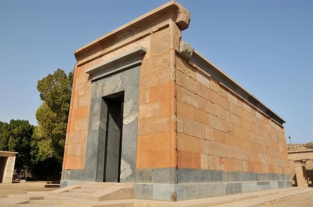 Hatshepsut’s Red Chapel at Karnak Temple. (camerawithlegs / Adobe stock)
