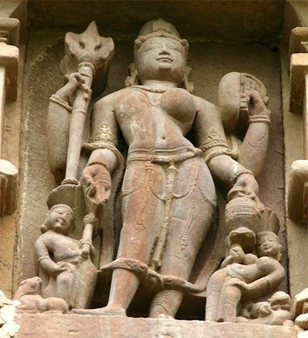 Ardhanarishvara Sculpture, Khajuraho (CC BY-SA 3.0)
