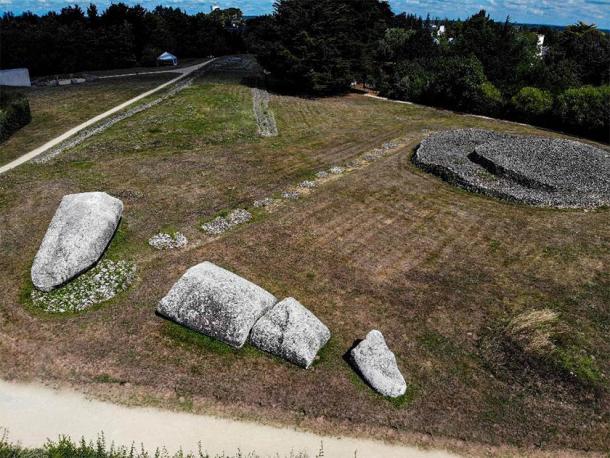 Broken Menhir of Er Grah. (Jérôme Rommé /Adobe Stock)