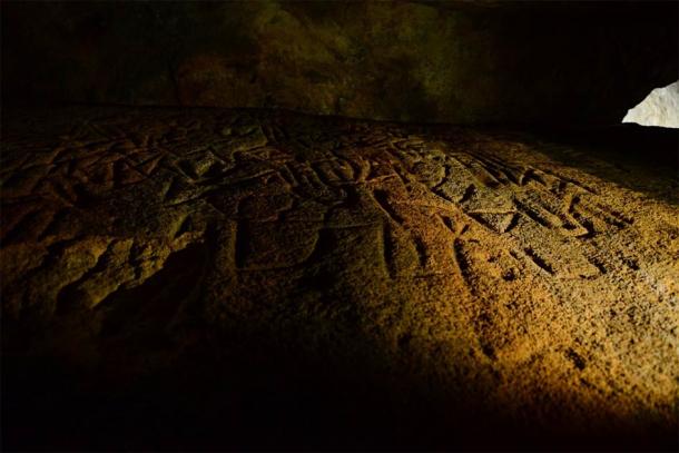 Left side wall at the middle of linear chamber representing anthropomorphic figures like Human and bind code of mastermind.  (Image: © EASL | CCF-Polonnaruwa)