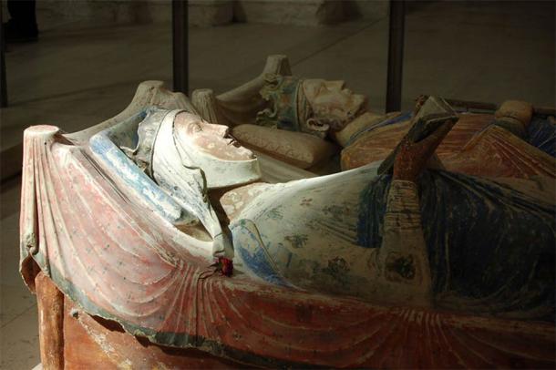 Effigy of Eleanor of Aquitaine at Fontevraud Abbey, where she was buried next to her husband, Henry, and son, Richard. (ElanorGamgee / CC BY 3.0)