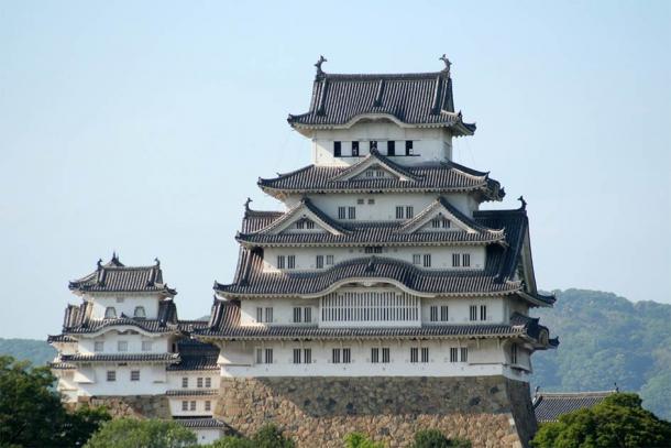 The keep of Himeji Castle (CC BY-SA 3.0)