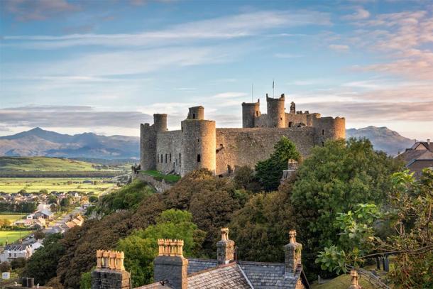 Harlech Castle, Gwynedd, Wales (valeryegorov / Adobe Stock)