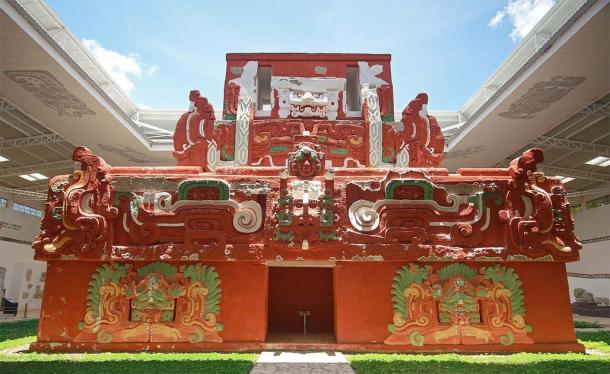 The life-size replica of Rosalila Temple at the Copán site museum, Honduras. (Talk2winik / Public Domain)