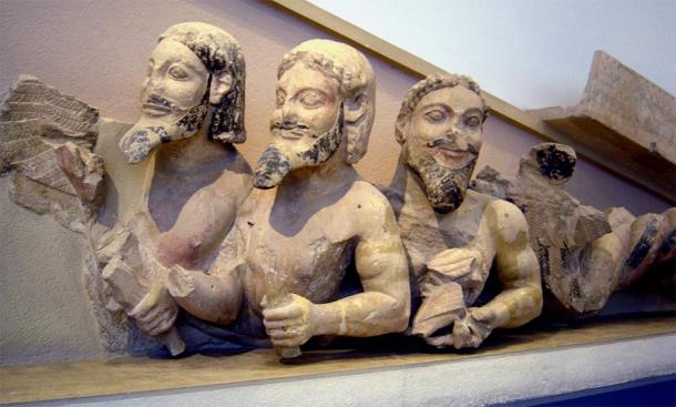 Triple-Bodied Monster on the west pediment of the Old Temple of Athena. (Ricardo André Frantz / CC BY-SA 3.0)