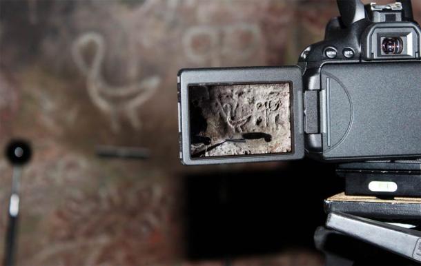 The Wemyss Caves are known especially for the Pictish carvings that can be found on their walls. In this image we can see a bird figure being captured during the creation of the Wemyss Caves 4D project. (The Scape Trust)