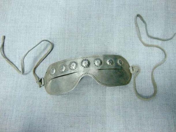Snow goggles found in burials around Siberia; some of them were made of horse hair, the others of birch bark. Pictures: YakutCostume, The Siberian Times
