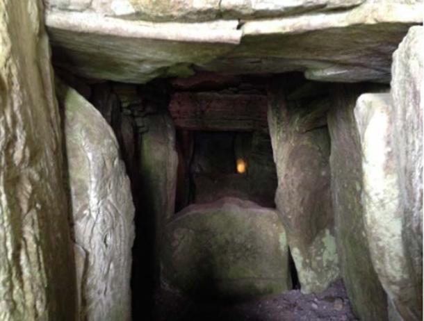 A picture I took of the inside of Cairn T. © LPOBryan