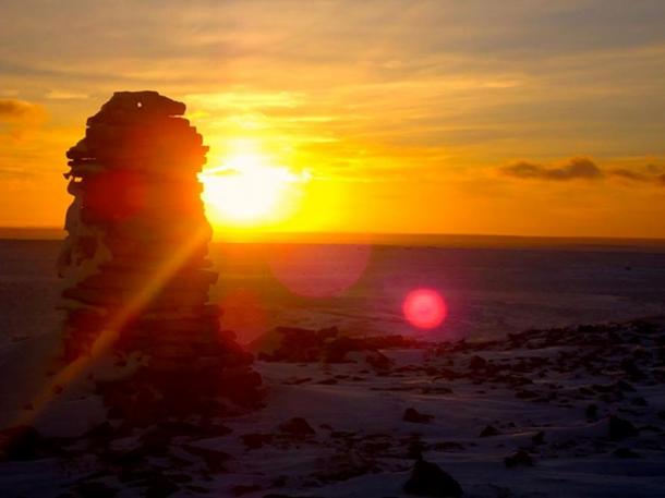 An inuksuk at Igloolik, Nunavut, Canada.