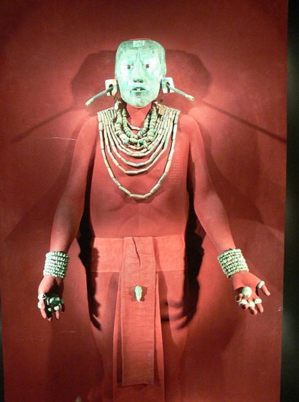The jade mask and ornaments found with King K’inich Janaab’ Pakal, or “Pakal the Great” at Palenque. 