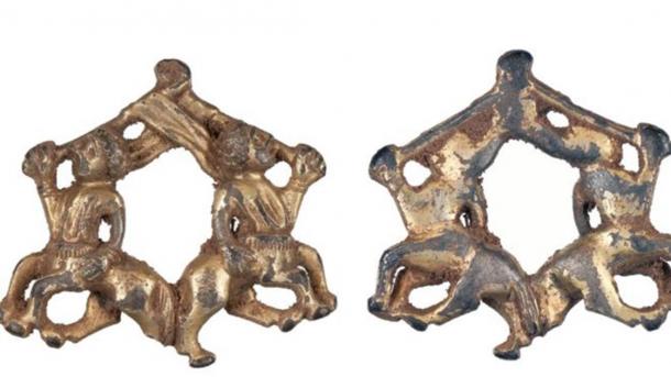 The medieval jewelry (brooch) that dates from 1200 - 1300AD, from the front and back. (British Museum’s Portable Antiquities Scheme)