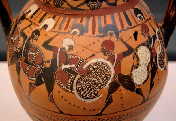 A legendary hoplite or Greek citizen-soldier phalanx fighting on a classical black-figure amphora from circa 560 BC. The hoplite phalanx is a frequent subject in ancient Greek art. (Staatliche Antikensammlungen / Public domain)