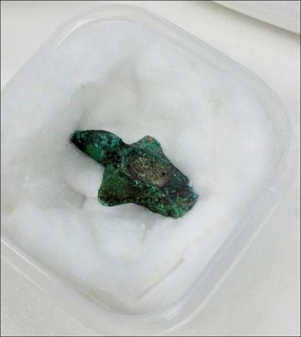 Another find was a little bronze figurine looking like an incense stand.