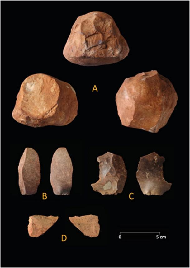 Lithics from the Middle Paleolithic layers of zone 3. A: Quartzite core or heavy duty tool, B: Blade, C: Levallois flake, D: Sidescraper. (Ramos-Muñoz et al., 2022, PLOS ONE, CC-BY 4.0)