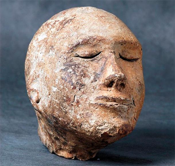 The model of a human head, supposed a death mask, was filled with sheep’s bone. ((Image: Mikhail Vlasenko)