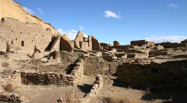 The north wall and room block of Pueblo Bonito, the largest of the great houses in Chaco Canyon. Pueblo Bonito is considered widely as the center of the Chaco world. (Photo: Thomas Swetnam)