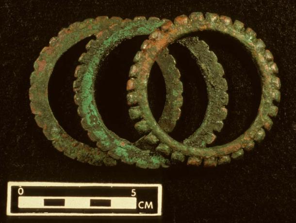In northern northeast Thailand, bracelets like these were by far the most popular metal object, and almost all of them were made of a tin-bronze alloy. (The Ban Chiang Project/ Penn Museum)