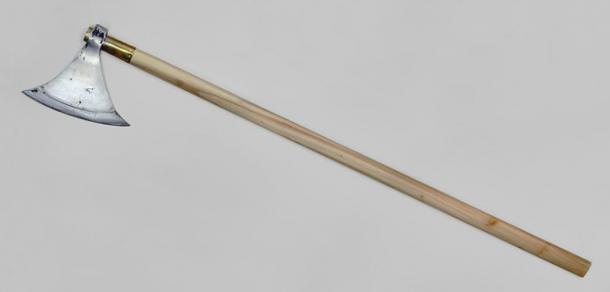 According to the archaeologists, the original haft measured about 110 centimeters. 